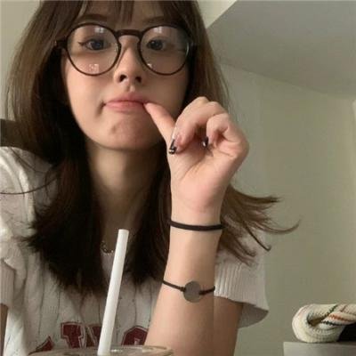 退婚后，大小姐又美又飒