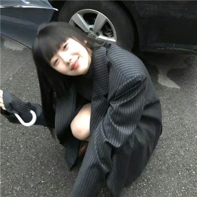 布鲁克斯，草地和可爱脸孔